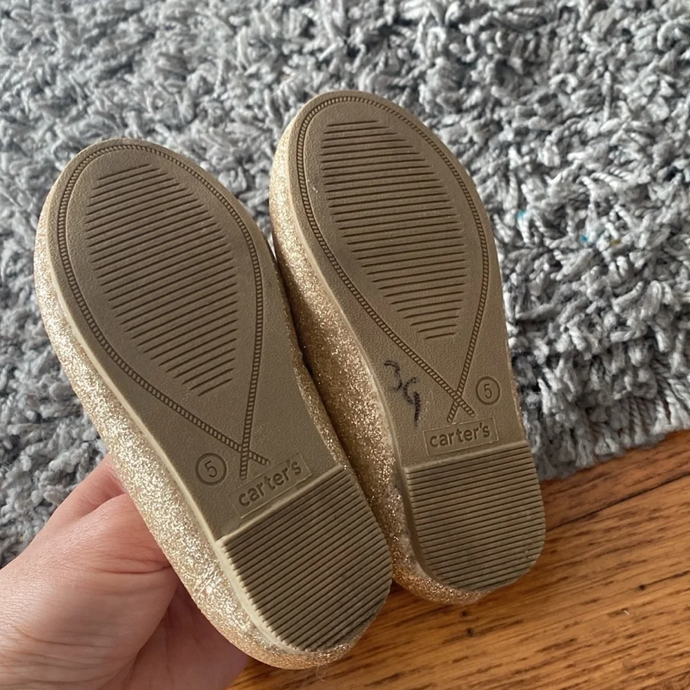 Carters Toddler Girl Gold Glittery Round Tip Flats Size 5